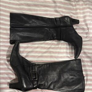 Anne Klein Black Leather Heeled Boots